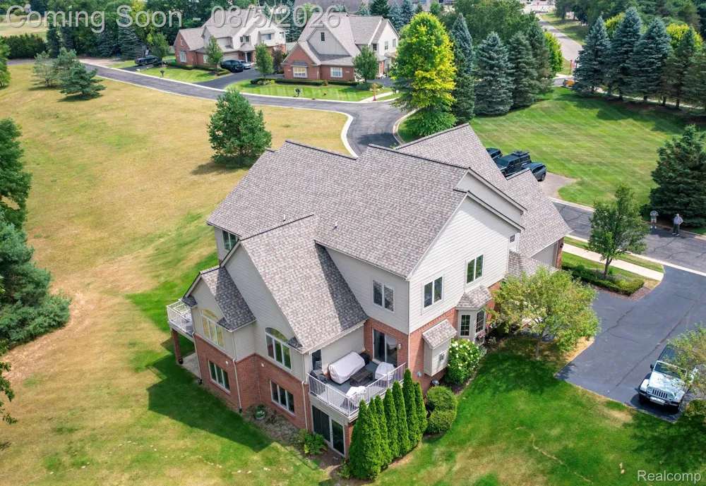 1160 Alissa Marie Drive Highland Charter Township, MI 48357