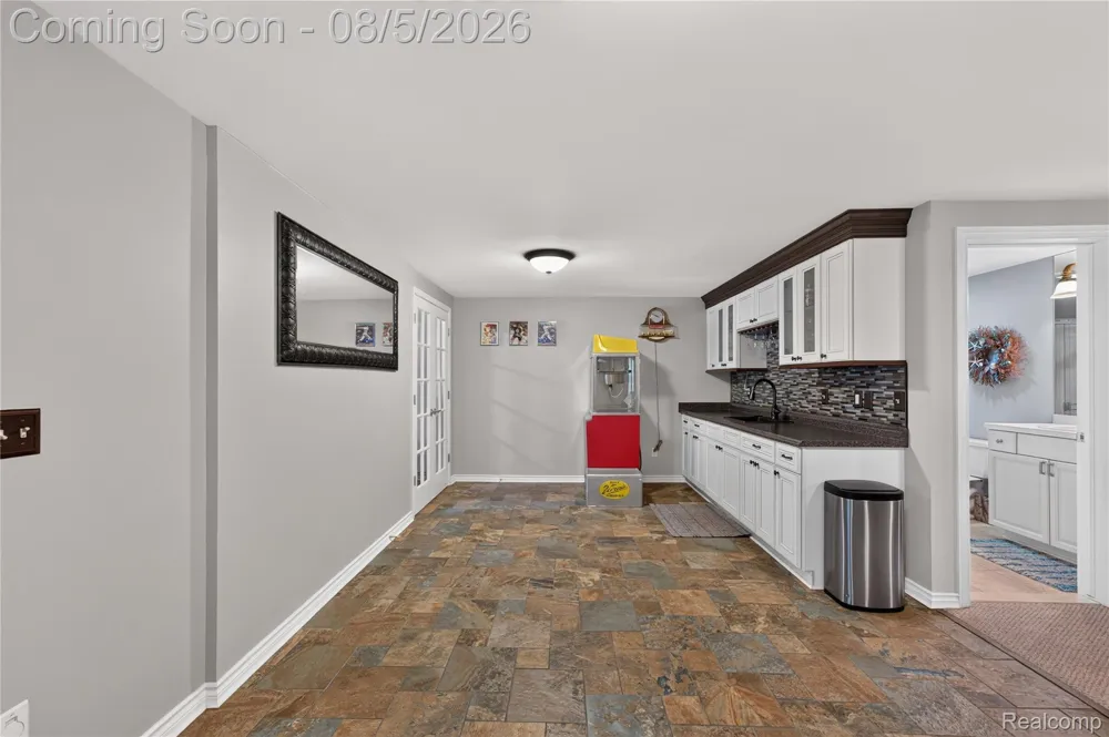1160 Alissa Marie Drive Highland Charter Township, MI 48357