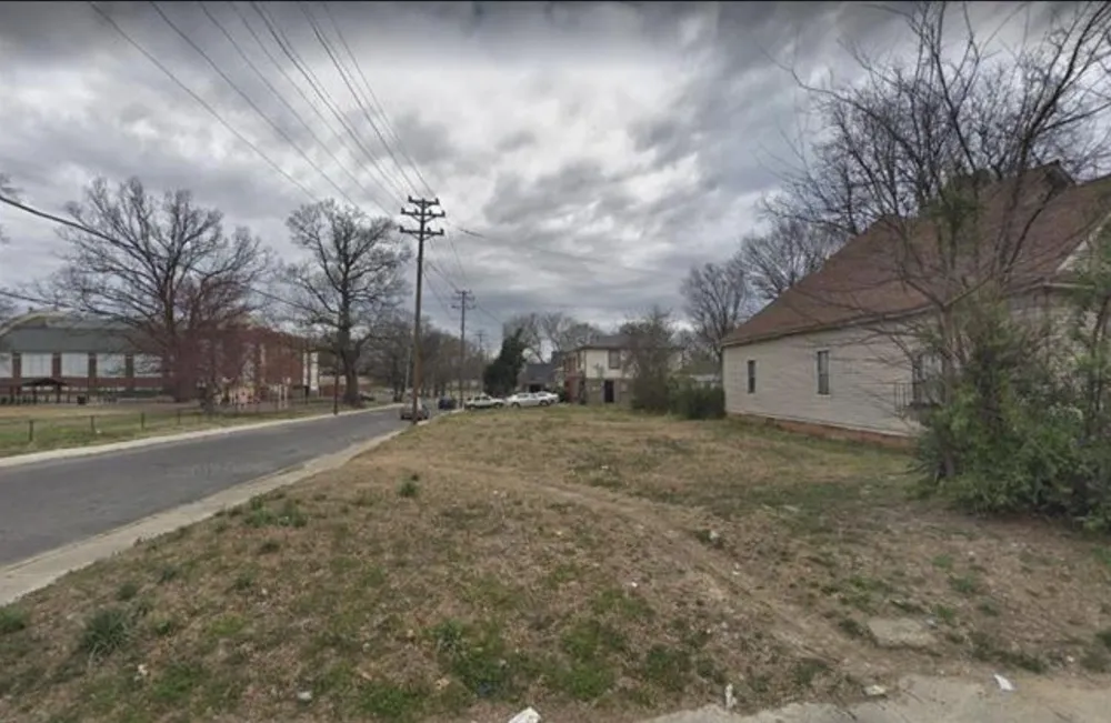 258 GASTON AVE Memphis, TN 38106