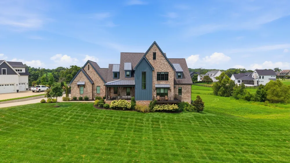 5007 Gates Mill Rdg Thompsons Station, TN 37179