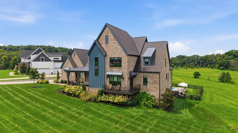 5007 Gates Mill Rdg Thompsons Station, TN 37179