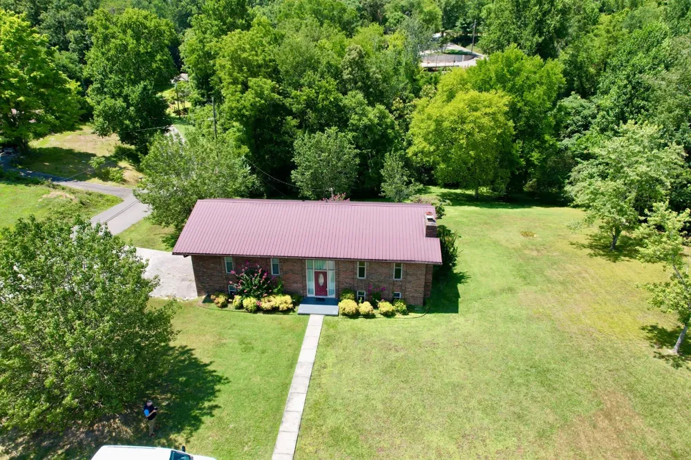 111 Hutton Court Dayton, TN 37321