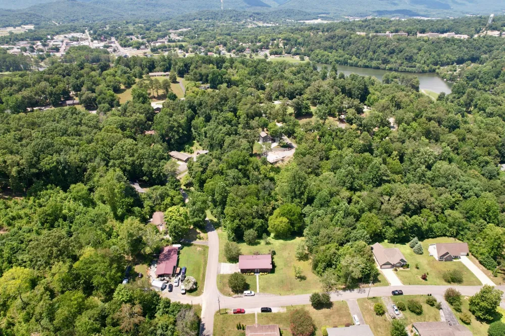 111 Hutton Court Dayton, TN 37321