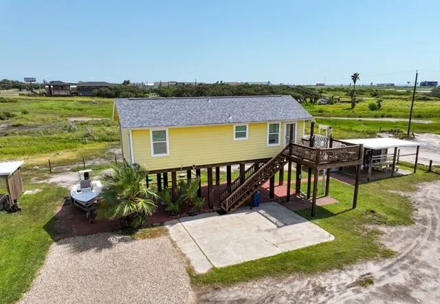 326 E Tenth Street Rockport, TX 78382