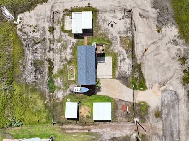 326 E Tenth Street Rockport, TX 78382