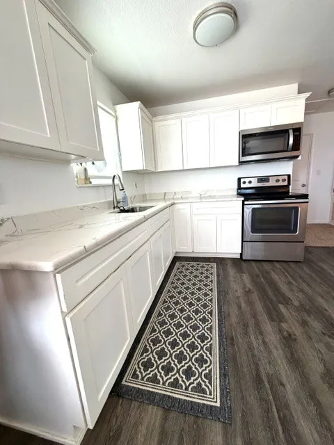 326 E Tenth Street Rockport, TX 78382