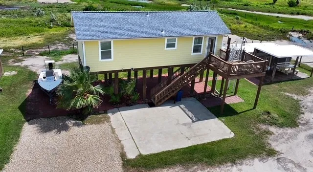 326 E Tenth Street Rockport, TX 78382