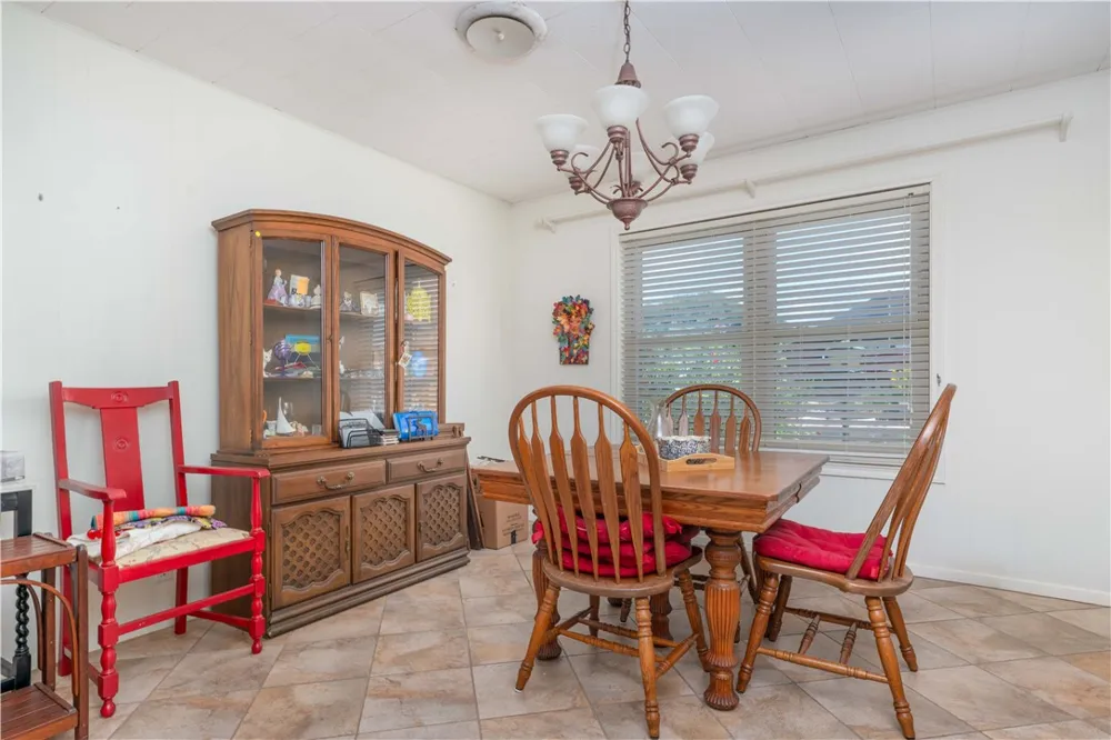 3313 Laguna Shores Corpus Christi, TX 78418