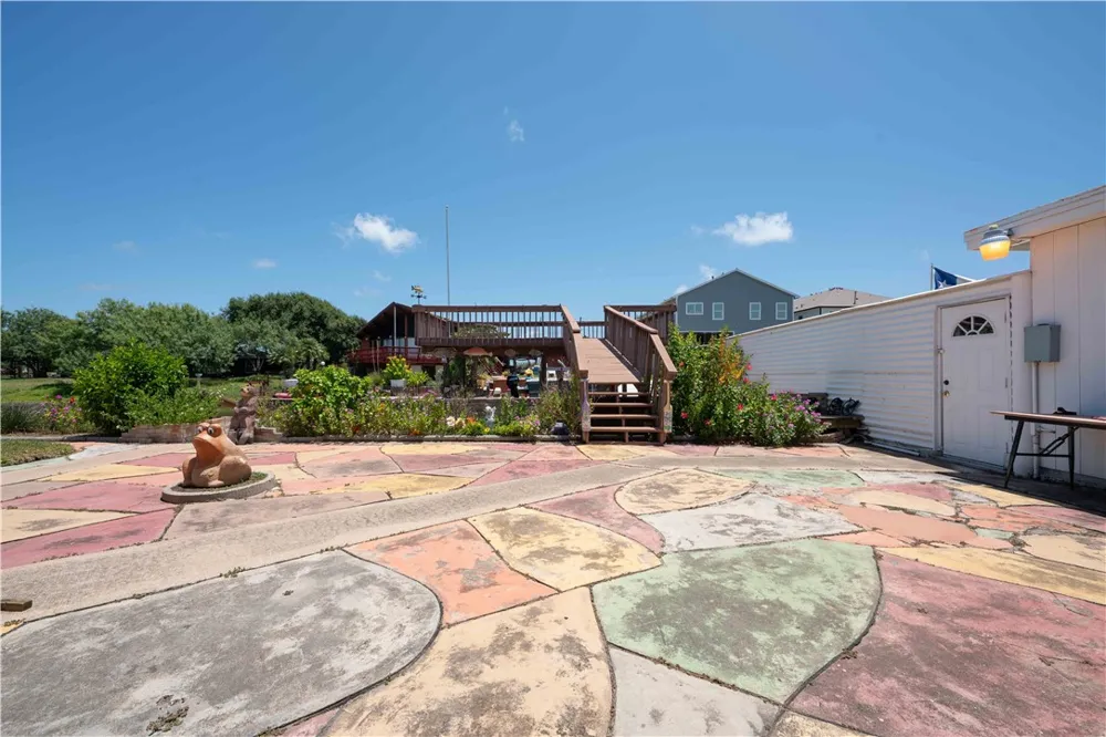 3313 Laguna Shores Corpus Christi, TX 78418