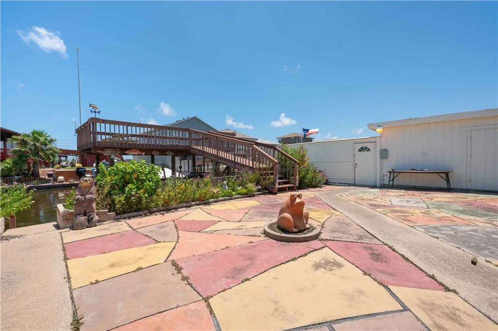3313 Laguna Shores Corpus Christi, TX 78418