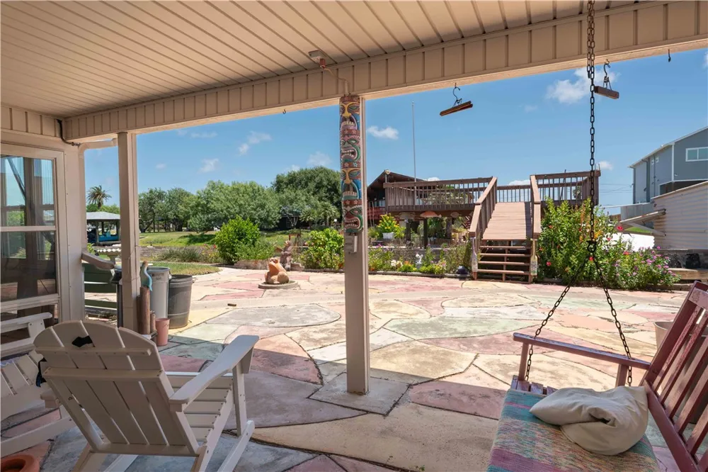 3313 Laguna Shores Corpus Christi, TX 78418