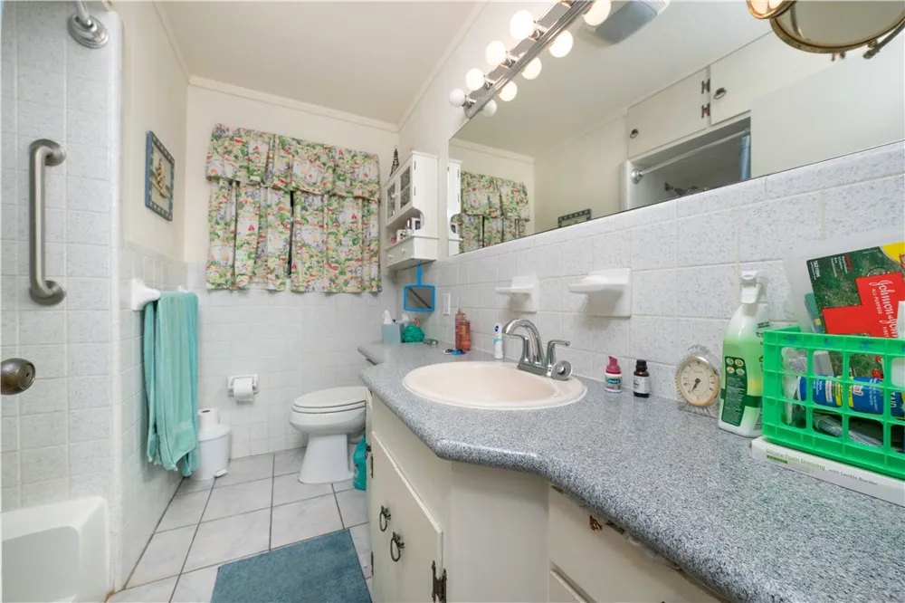 3313 Laguna Shores Corpus Christi, TX 78418