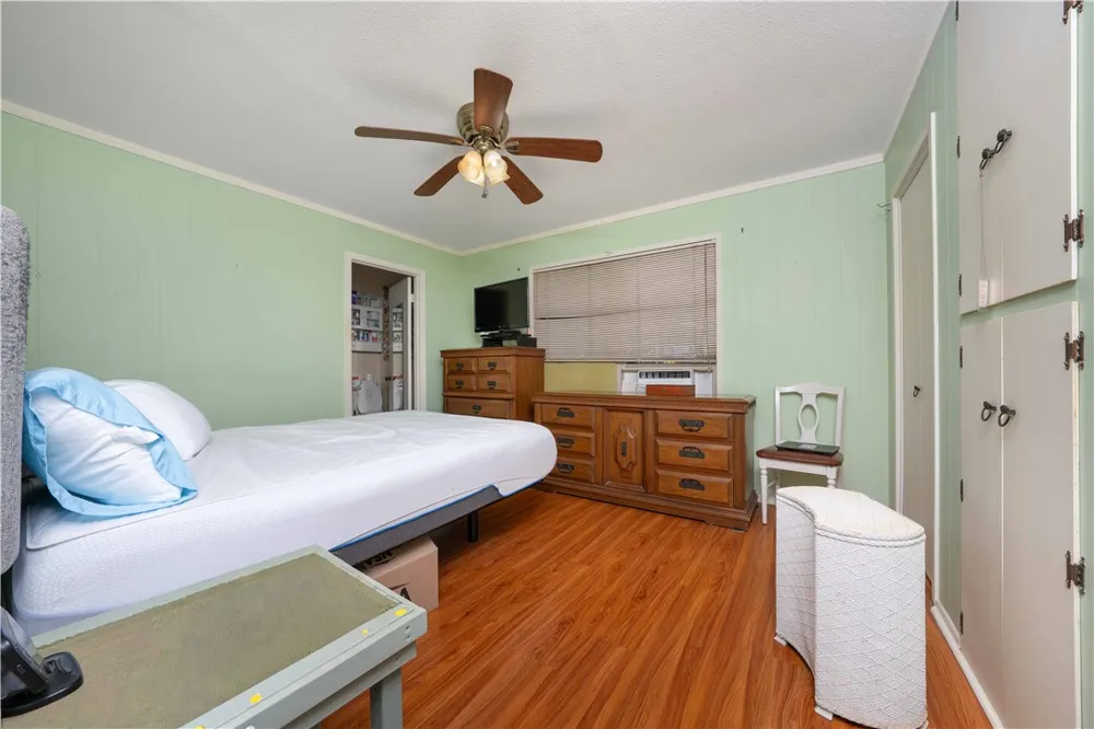 3313 Laguna Shores Corpus Christi, TX 78418