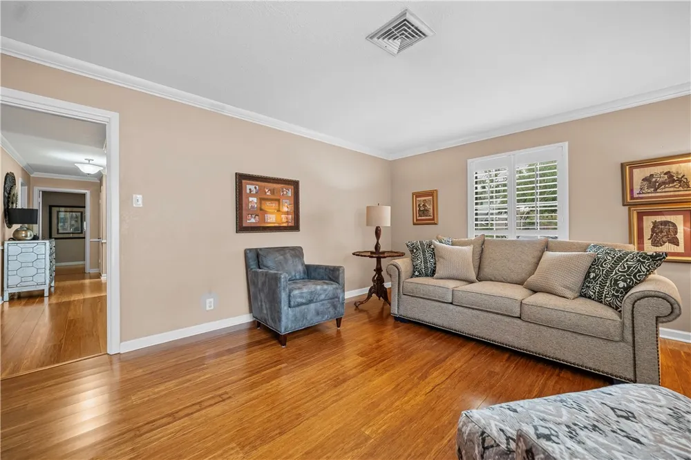 5034 CASCADE Corpus Christi, TX 78413