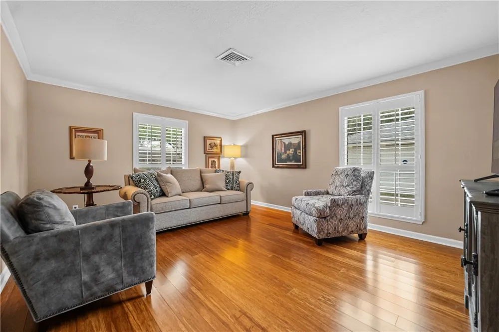 5034 CASCADE Corpus Christi, TX 78413