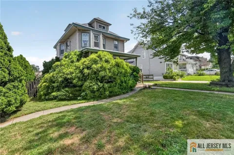 125 White Horse Avenue