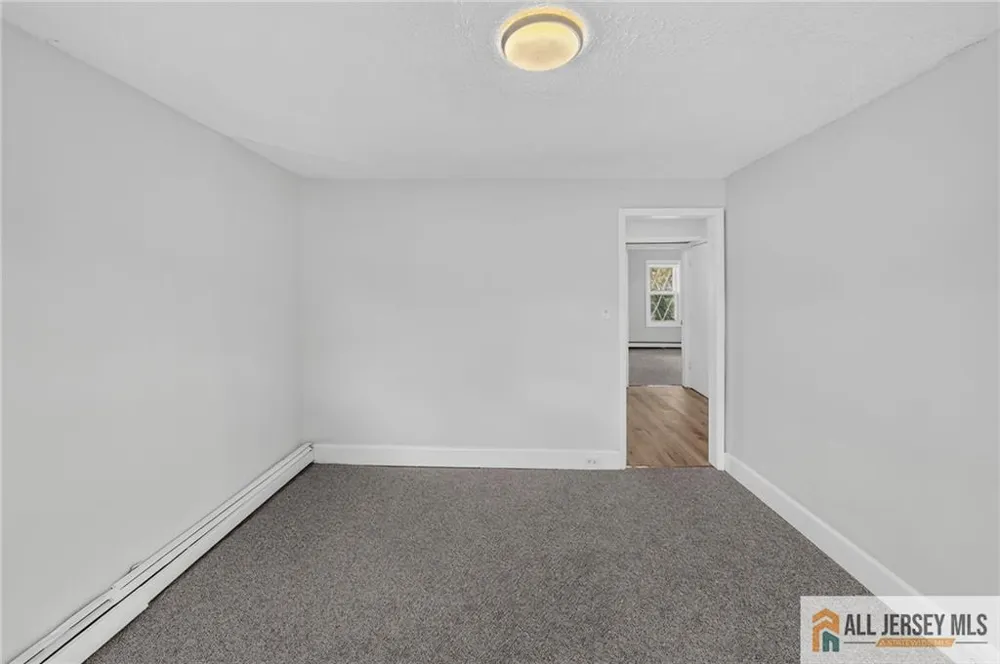 125 White Horse Avenue Hamilton, NJ 08610