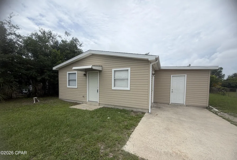 923 School Avenue Panama City, FL 32401