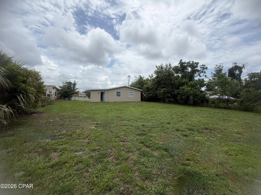 923 School Avenue Panama City, FL 32401