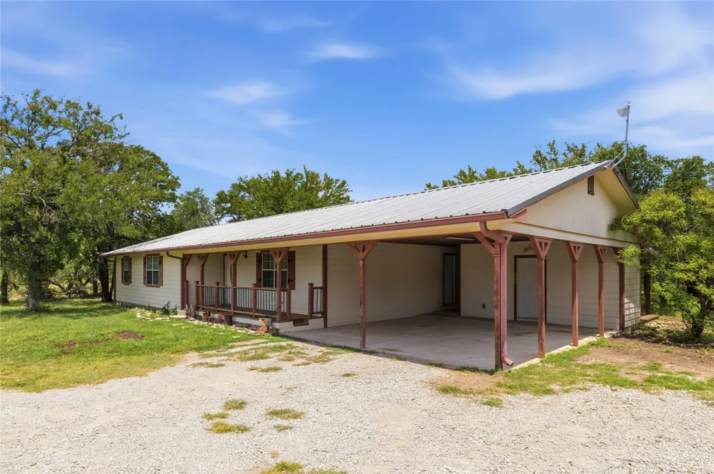 6070 Fm 3021 Brownwood, TX 76801