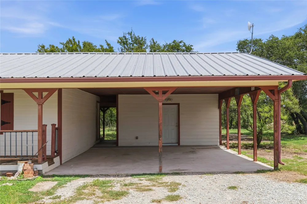 6070 Fm 3021 Brownwood, TX 76801