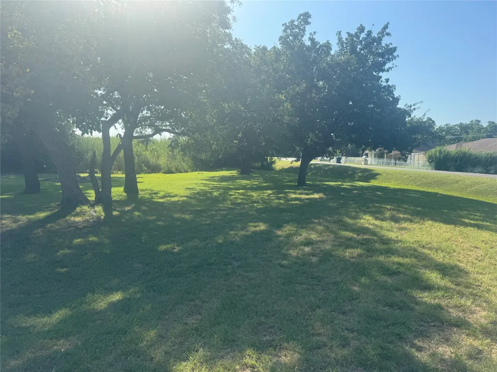 4389 Davis Road Granbury, TX 76049