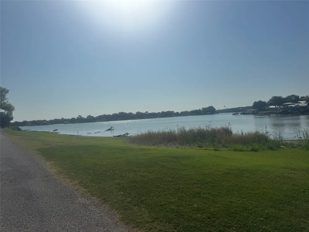 4389 Davis Road Granbury, TX 76049
