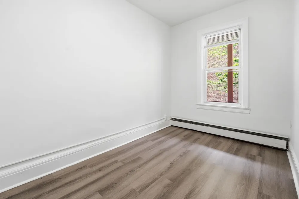 154 WEST 29TH ST Bayonne, NJ 07002