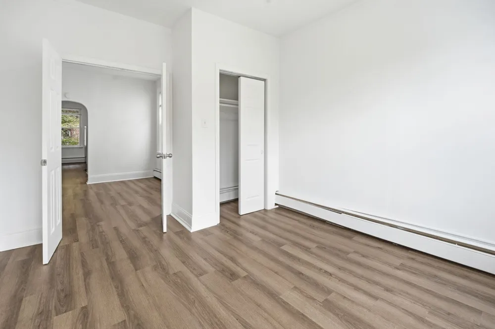 154 WEST 29TH ST Bayonne, NJ 07002