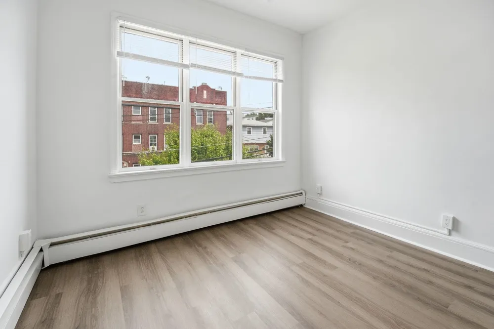 154 WEST 29TH ST Bayonne, NJ 07002