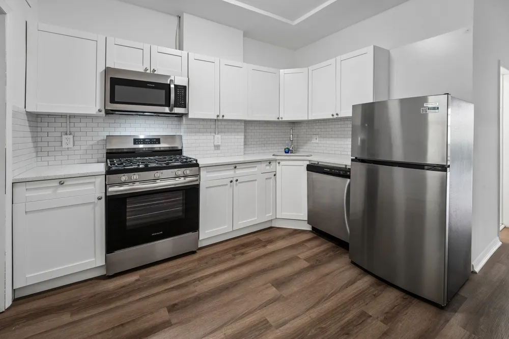 154 WEST 29TH ST Bayonne, NJ 07002