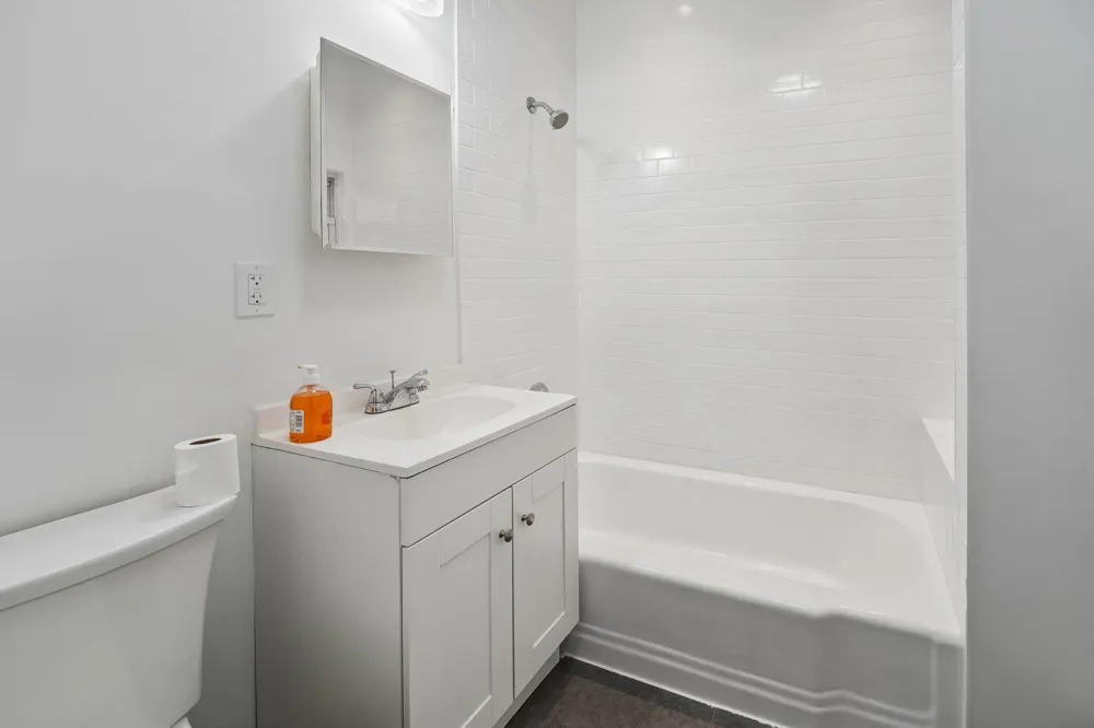 154 WEST 29TH ST Bayonne, NJ 07002