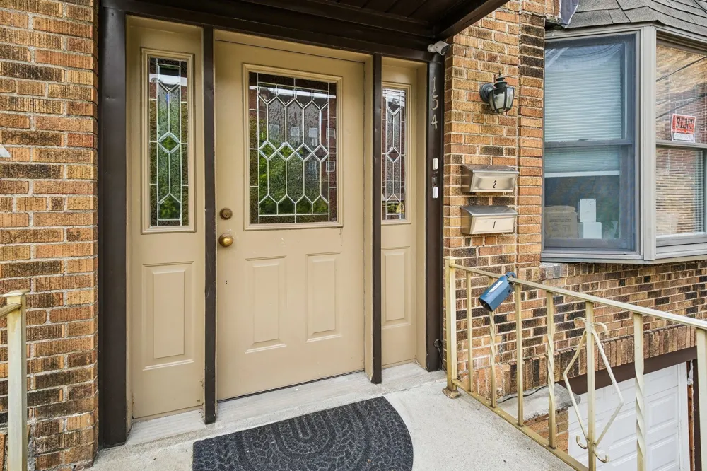 154 WEST 29TH ST Bayonne, NJ 07002