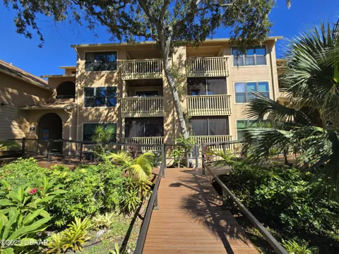 1401 S Palmetto Avenue #809