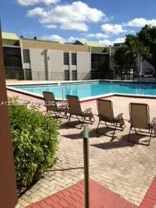 8810 Fontainebleau Blvd #209