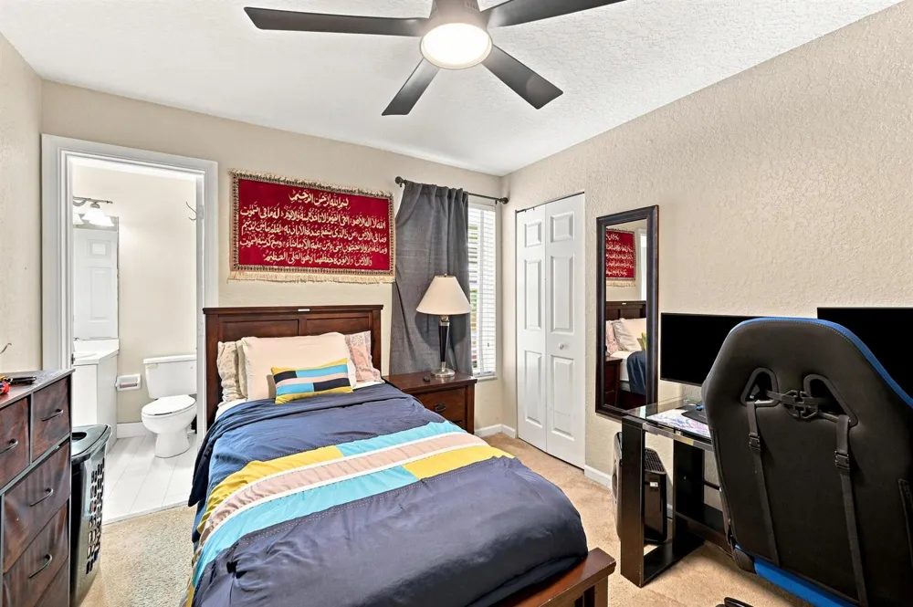 5477 NW 90th Terrace Sunrise, FL 33351