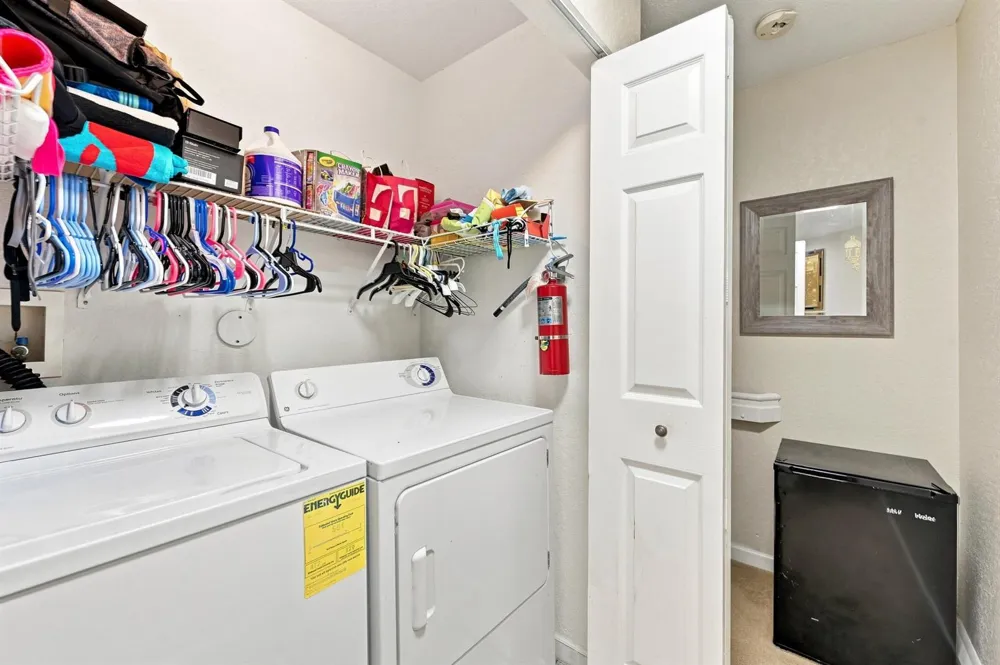 5477 NW 90th Terrace Sunrise, FL 33351
