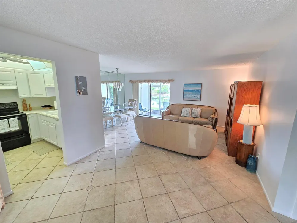 1935 Cobia Drive #103E Vero Beach, FL 32960