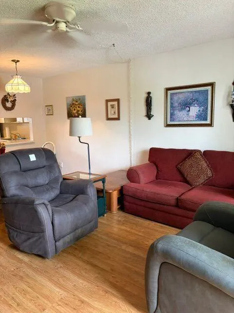 2566 S Garden Drive S #202 Lake Worth, FL 33461