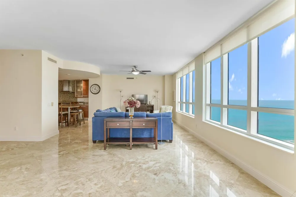 3800 Ocean Drive #1450 Singer Island, FL 33404