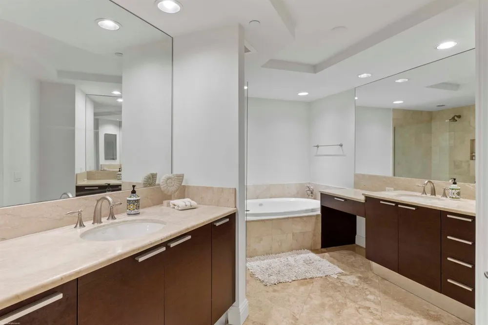 3800 Ocean Drive #1450 Singer Island, FL 33404