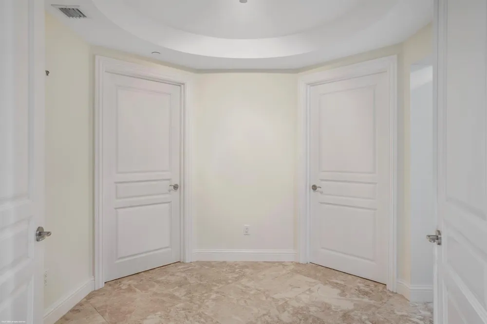 3800 Ocean Drive #1450 Singer Island, FL 33404