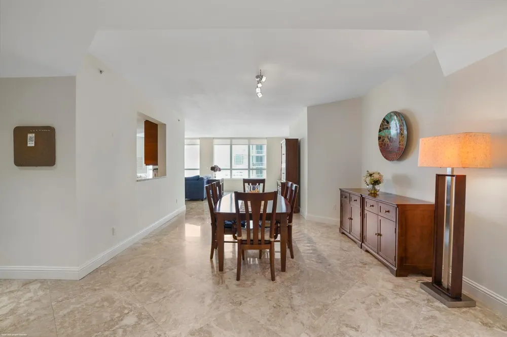 3800 Ocean Drive #1450 Singer Island, FL 33404