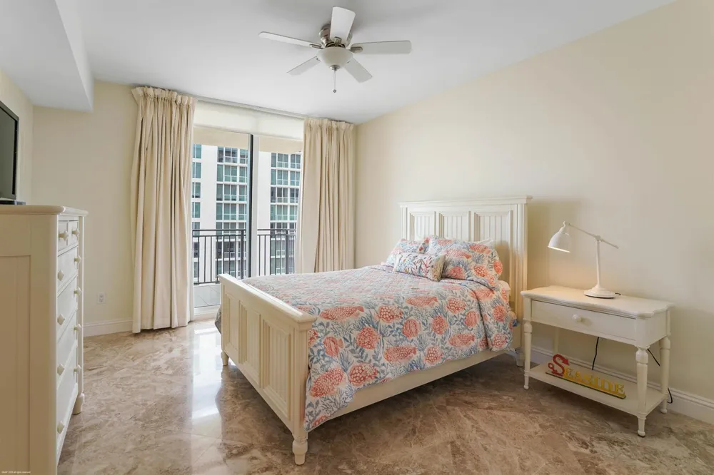 3800 Ocean Drive #1450 Singer Island, FL 33404
