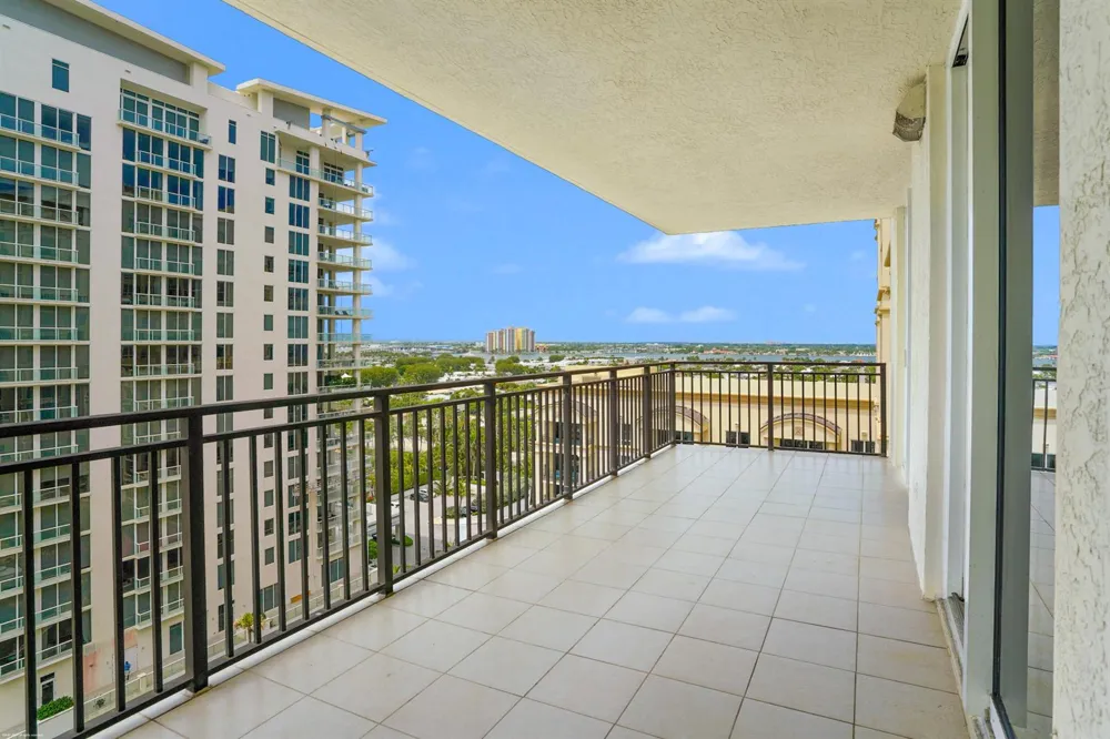 3800 Ocean Drive #1450 Singer Island, FL 33404