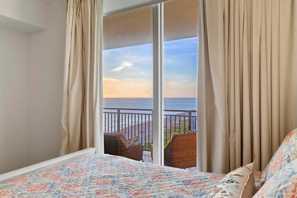 3800 Ocean Drive #1450 Singer Island, FL 33404