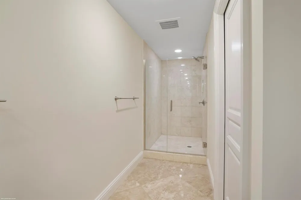 3800 Ocean Drive #1450 Singer Island, FL 33404