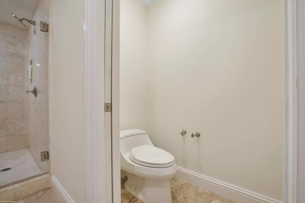 3800 Ocean Drive #1450 Singer Island, FL 33404