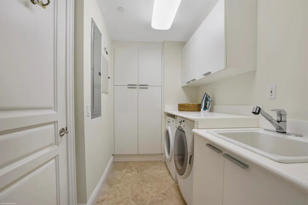 3800 Ocean Drive #1450 Singer Island, FL 33404