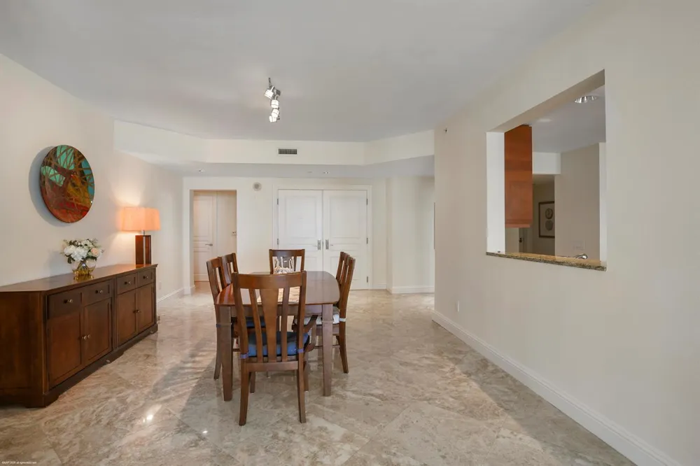 3800 Ocean Drive #1450 Singer Island, FL 33404
